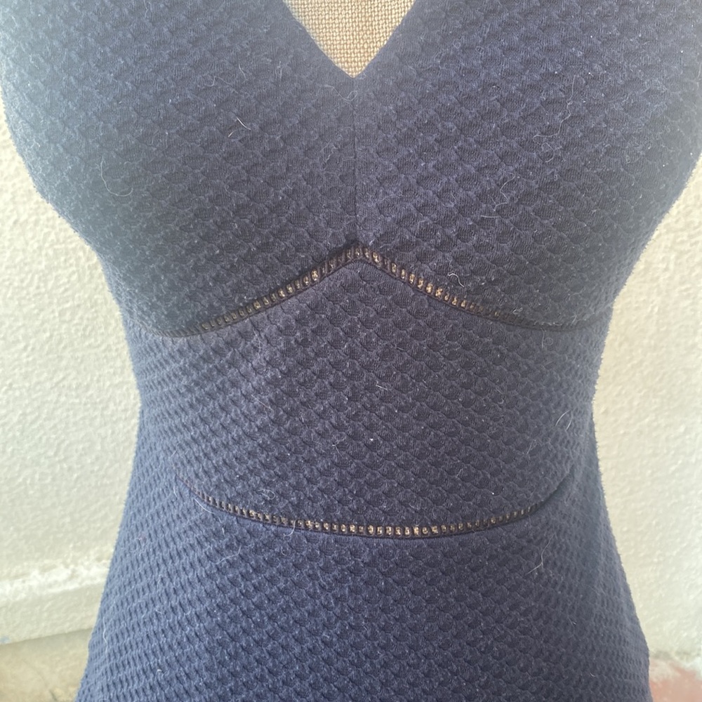 Rebecca Taylor from Neiman’s dark navy blue dress that flares out beautifully - Picture 5 of 14